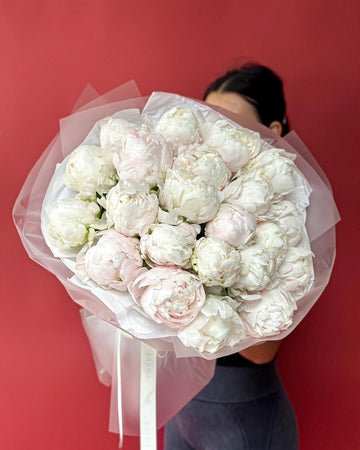 No. 306 Bouquet of 25 peonies